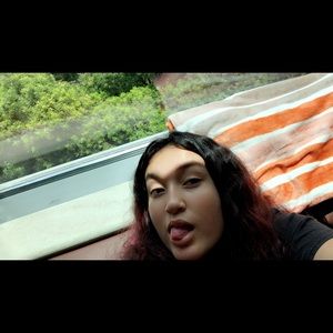 Meet your Posher, Abby